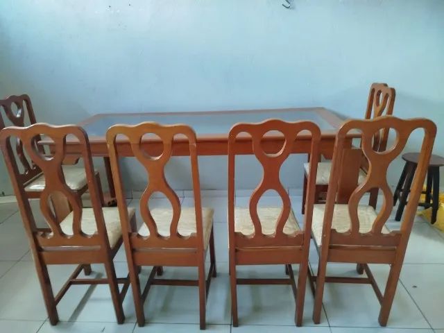 Mesa de jantar de madeira maciça  - Foto 2