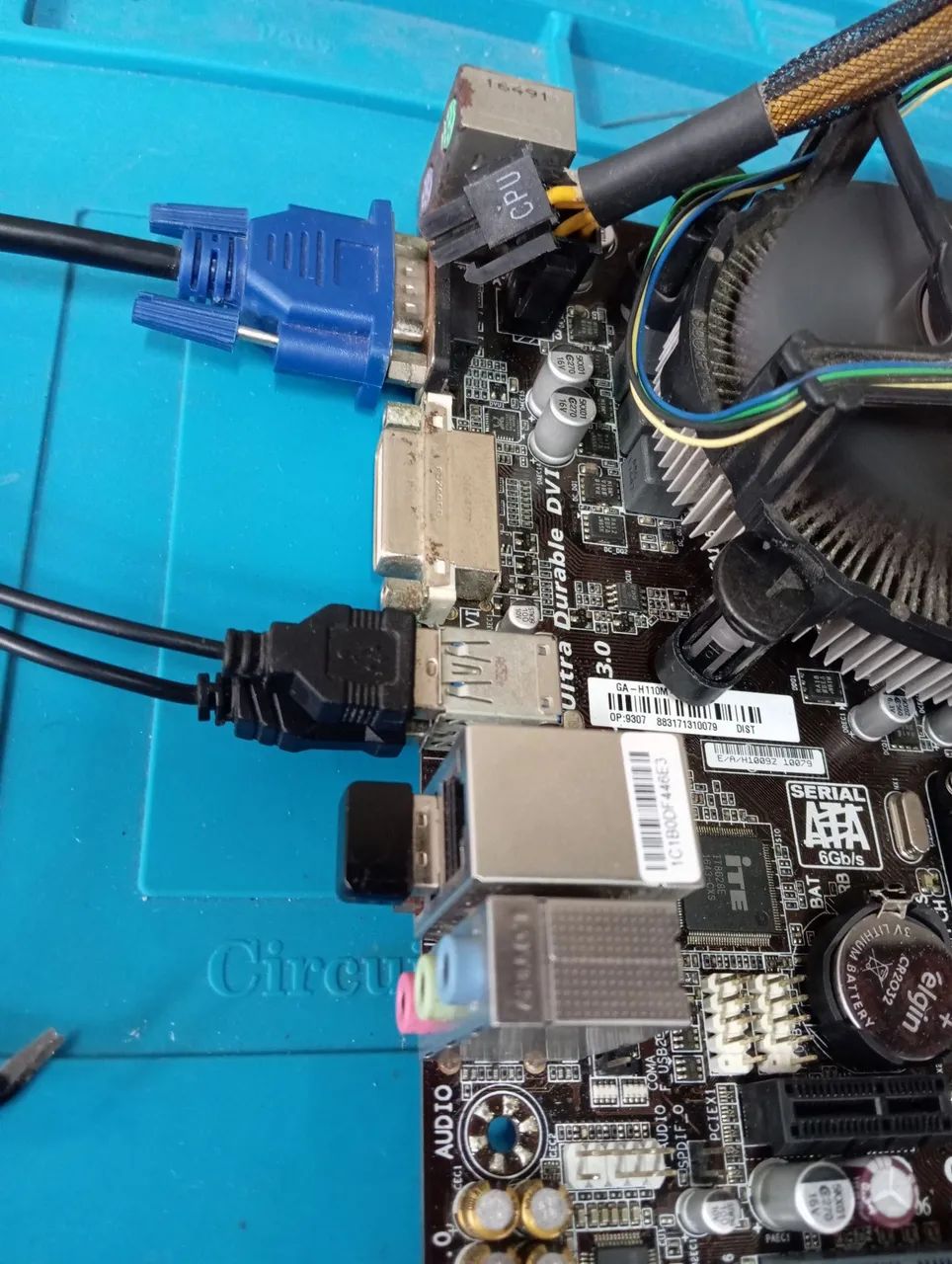 Placa Mãe Gigabyte H110M + i3 6100 S/Espelho (LEIA) - Foto 3