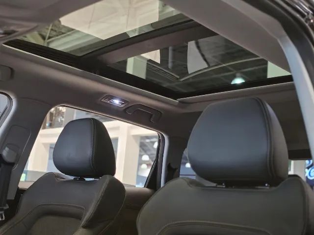Chery Tiggo 8 TXS 1.6 Turbo Tgdi AUT 2023 - Foto 8