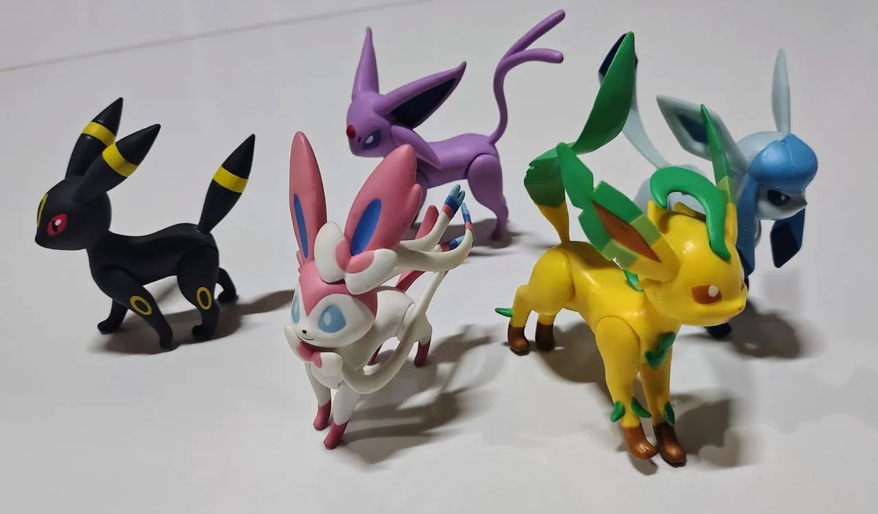 6 POKEMONs - Eevee, espeon, sylveon, glaceon, leafeon e umbreon - Sunny - Foto 3