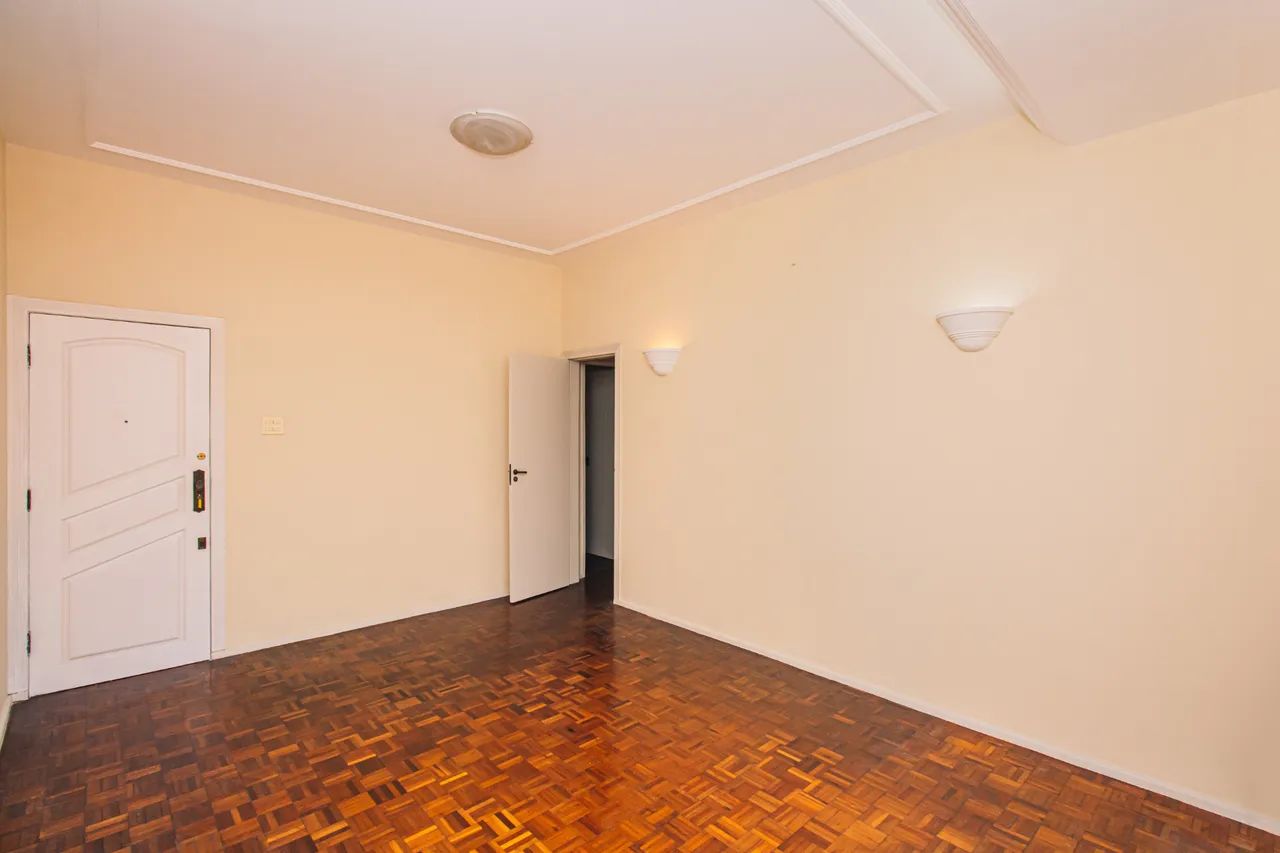 Conforto e espaço no centro da cidade para venda - Foto 2