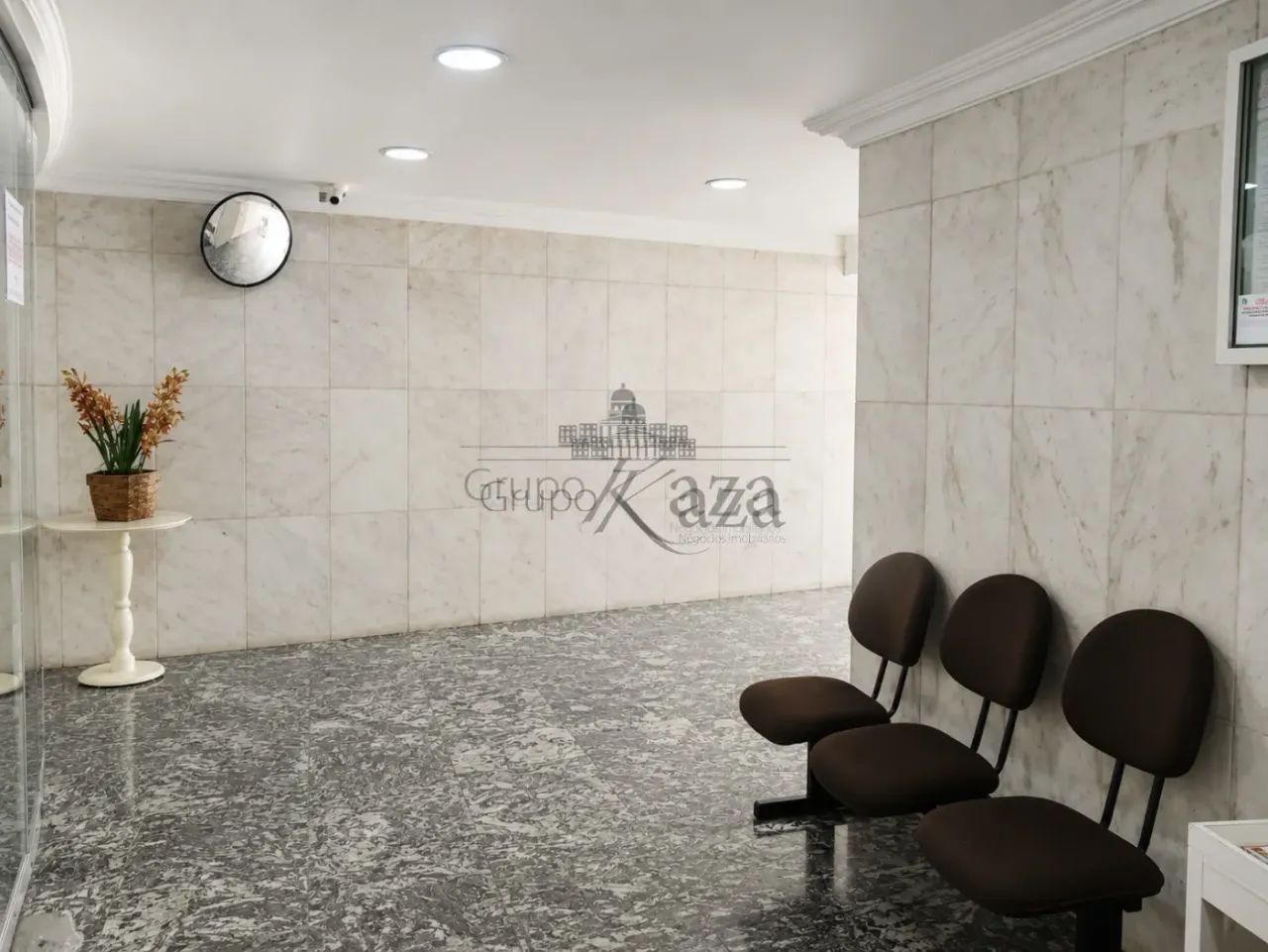Oportunidade - Sala Comercial - Centro - Edifício Saint James - 35m². - Foto 5