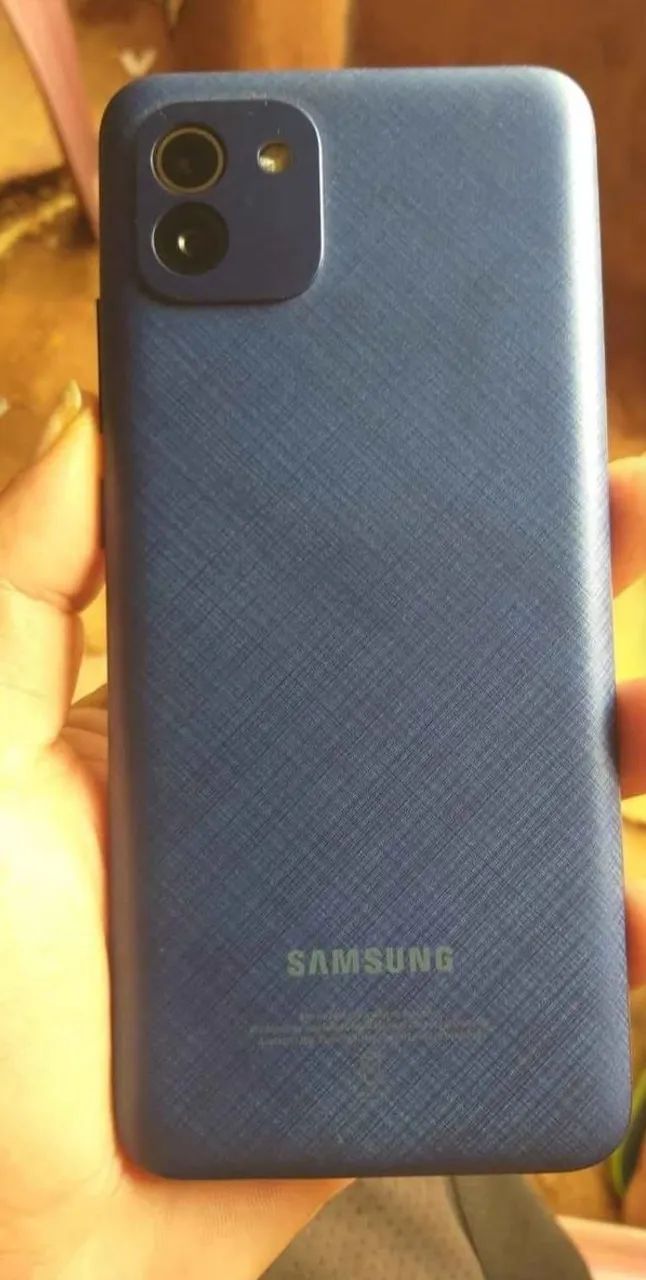 Vende se a03 64gb 4 de ram semi novo - Foto 3