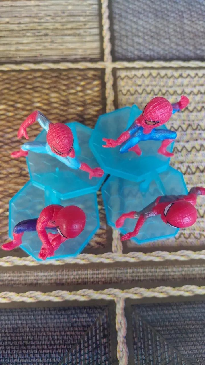 Bonecos Homem Aranha - Foto 4