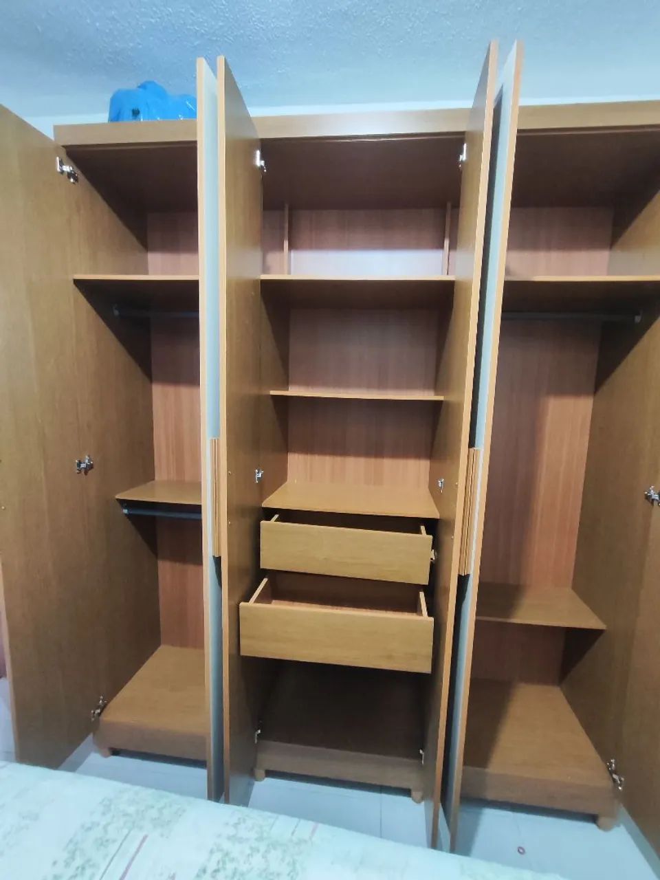 Guarda roupa casal- para vender rapido - Foto 4