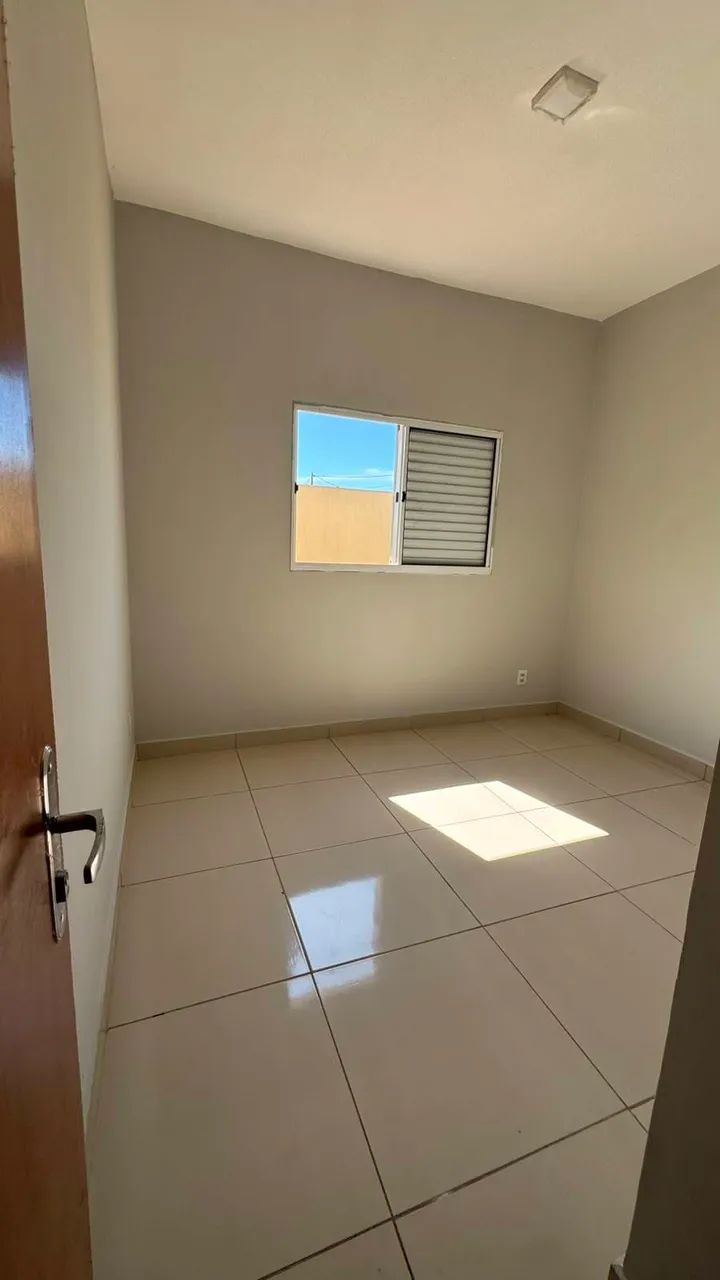 Casa com 3 quartos no bairro pedra 90 - Foto 2