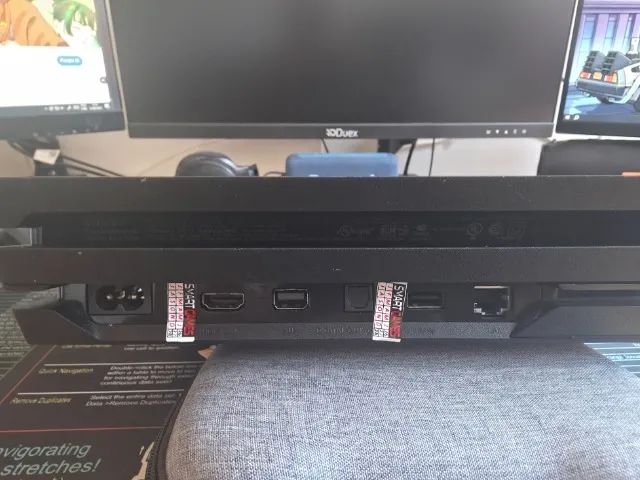 Ps4 pro; Controle e 3 Jogos. - Foto 3