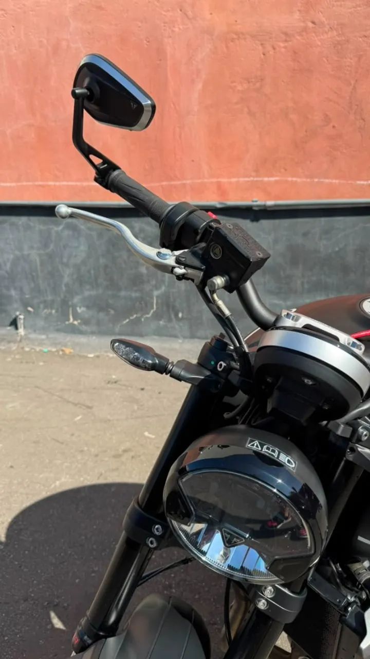 Triumph Trident 660cc 2023 - Foto 5