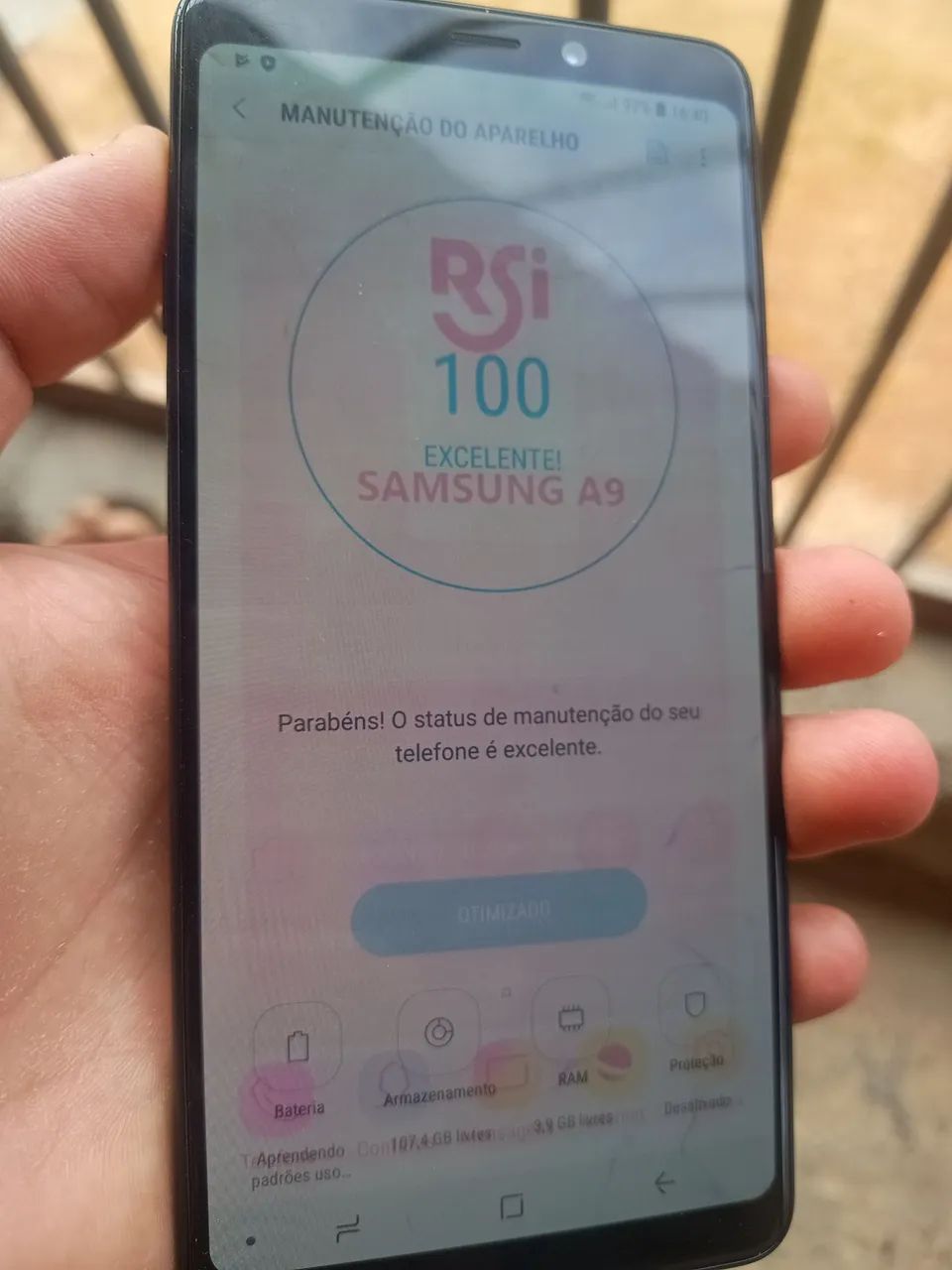 Galaxy A9 2018 display com ghosting - Foto 3