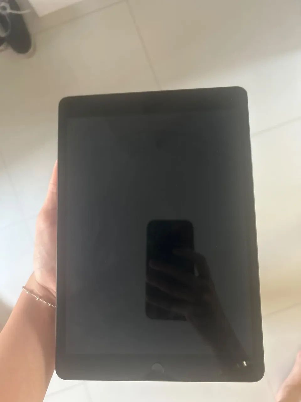 Vendo IPad Apple geração 9 64 GB 