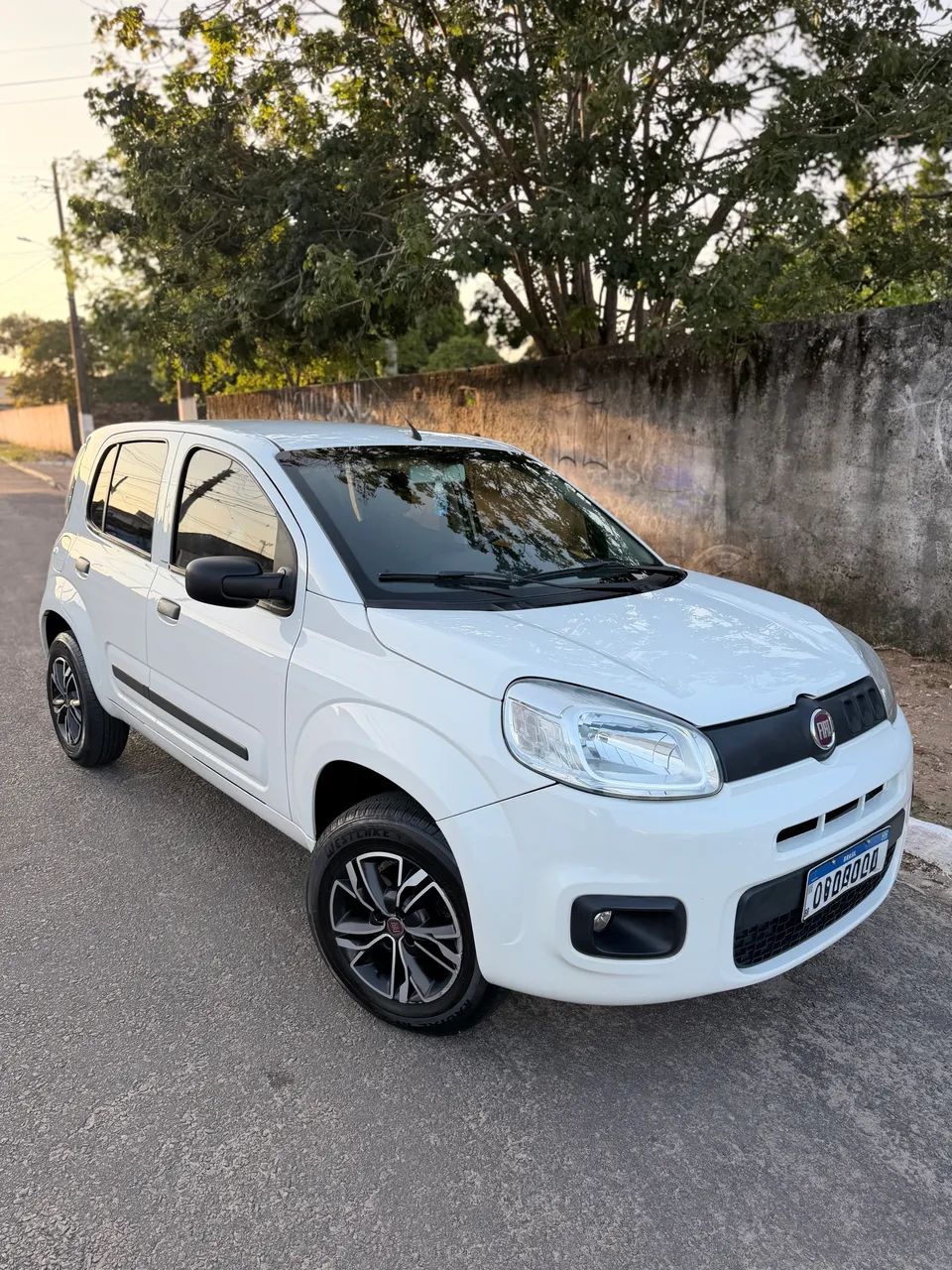 Fiat Uno UNO ATTRACTIVE 1.0 Fire Flex 8V 5p 2015