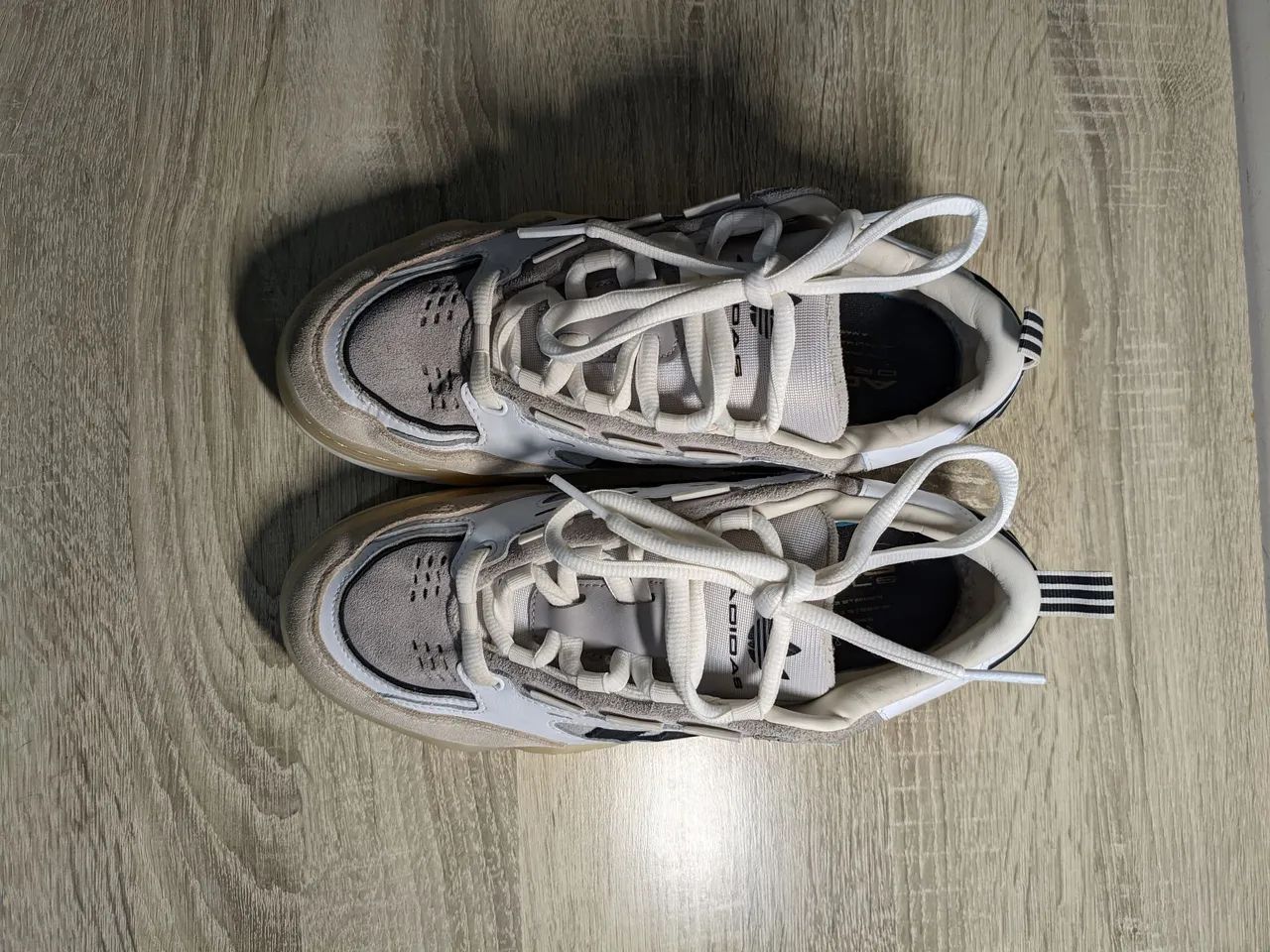Tênis Adidas2000 - Foto 2