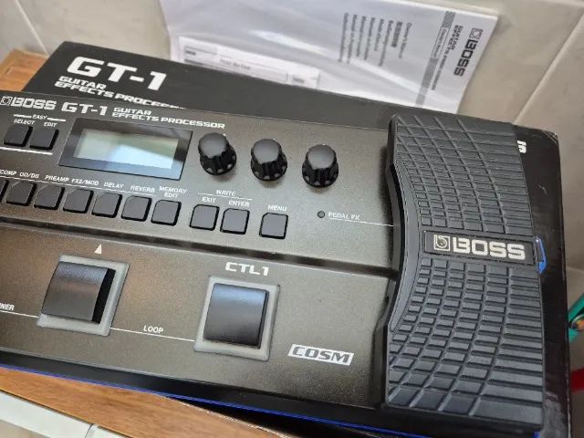 Pedal de efeito Boss GT Guitar Effects Processor GT-1 Pedaleira