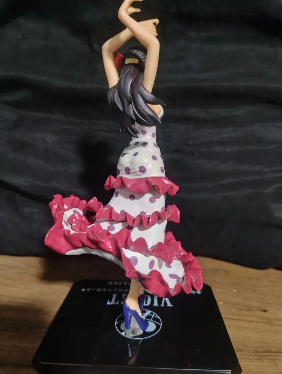 Violet), do anime e mangá One Piece - Foto 3