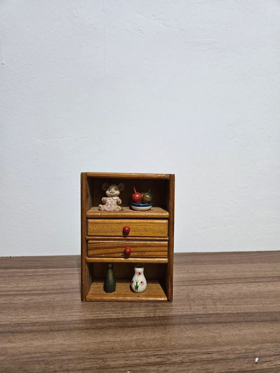 Mini Cômoda Casinha de Boneca