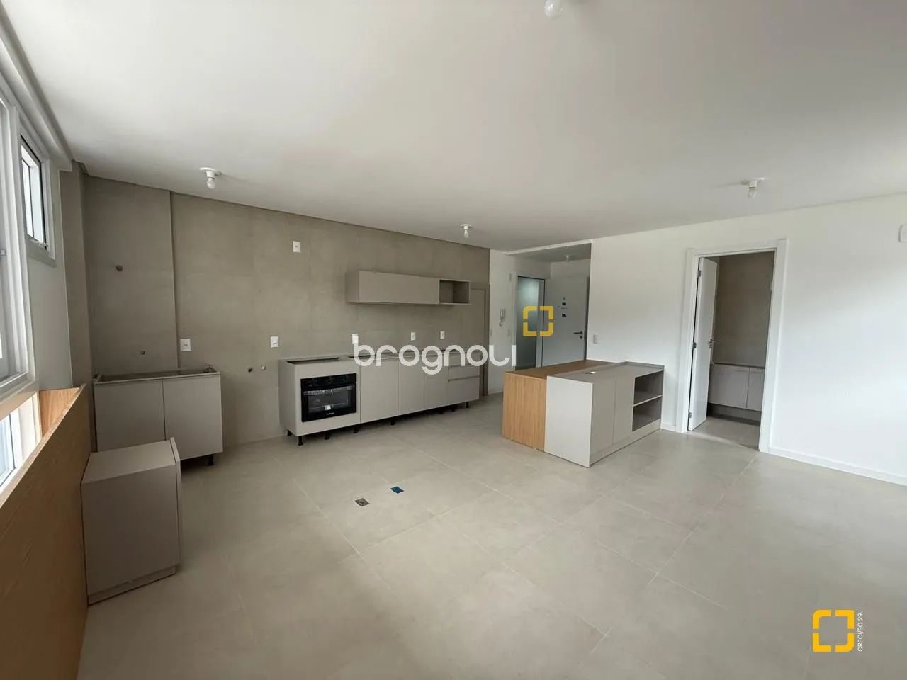 Studio com 38 m², 1 vaga, no Centro de Florianópolis - Foto 2