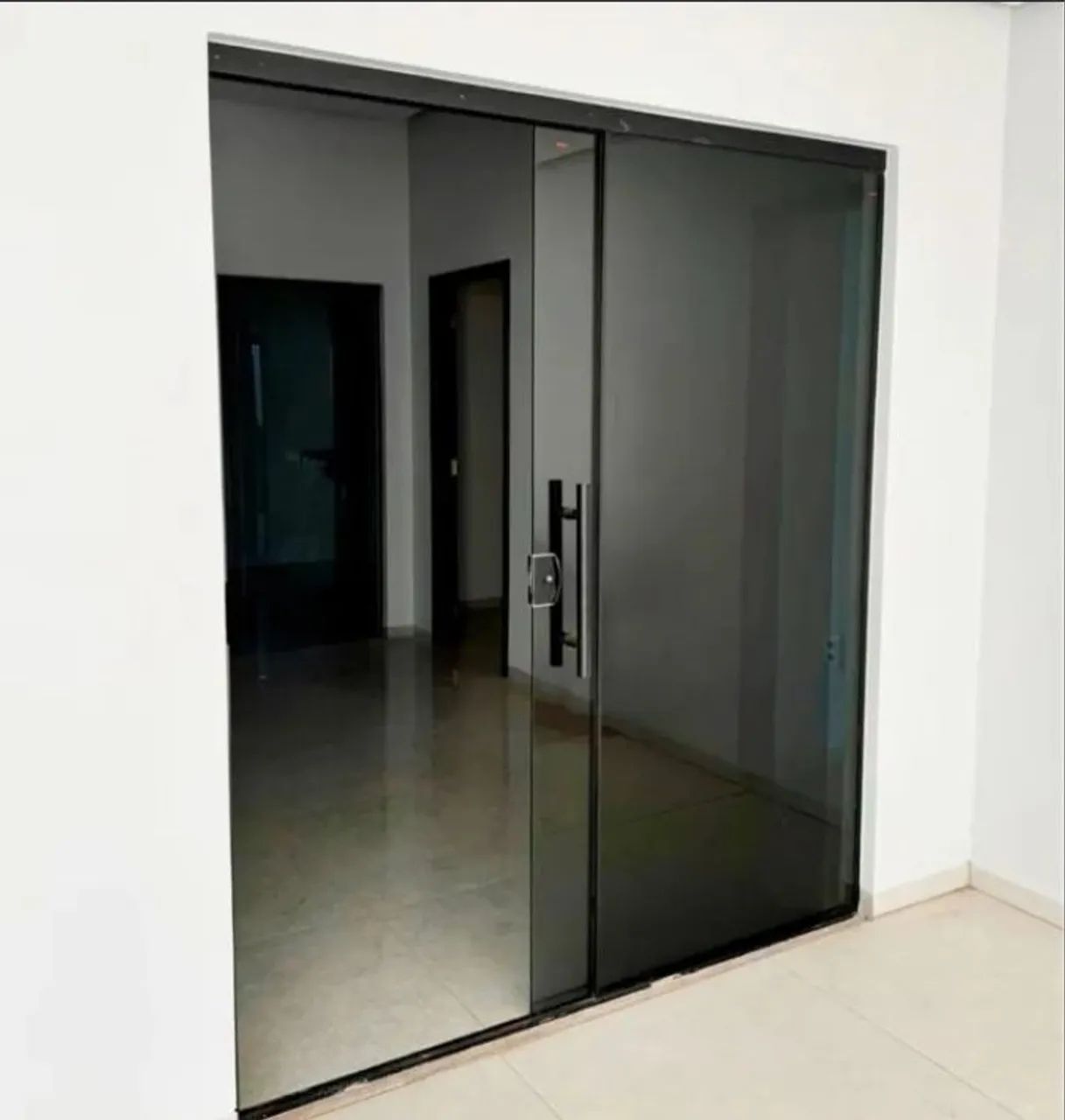 PORTA EM VIDRO TEMPERADO  - Foto 5