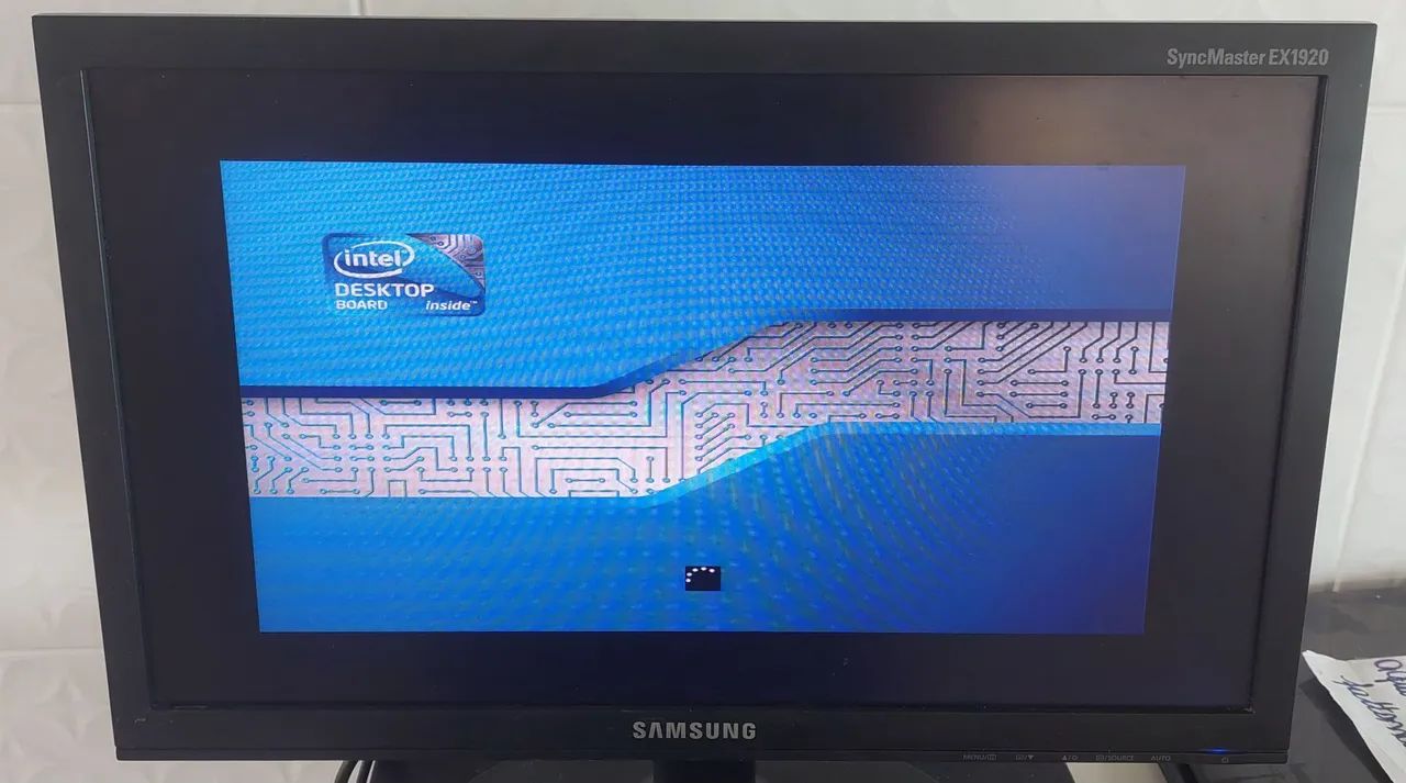 Monitor LED Samsung SyncMaster EX1920 HD computador PC