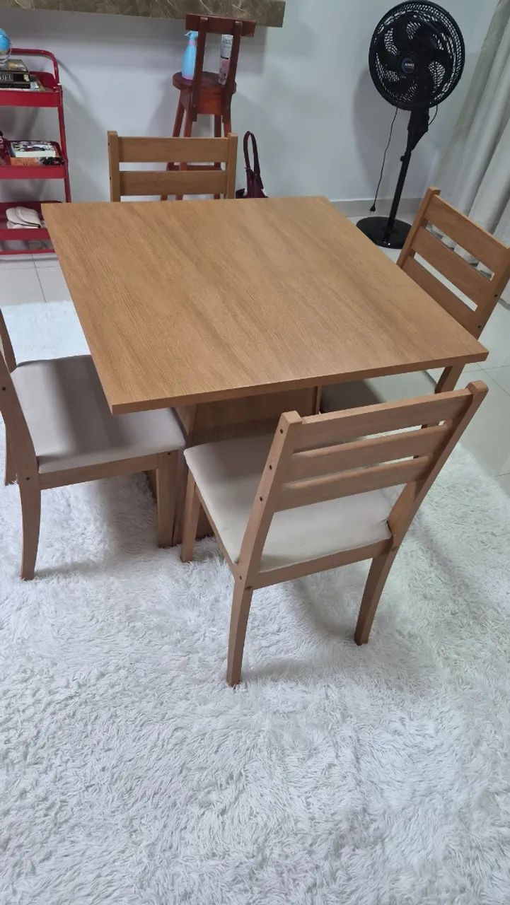Mesa de jantar com 4 cadeiras - Foto 3
