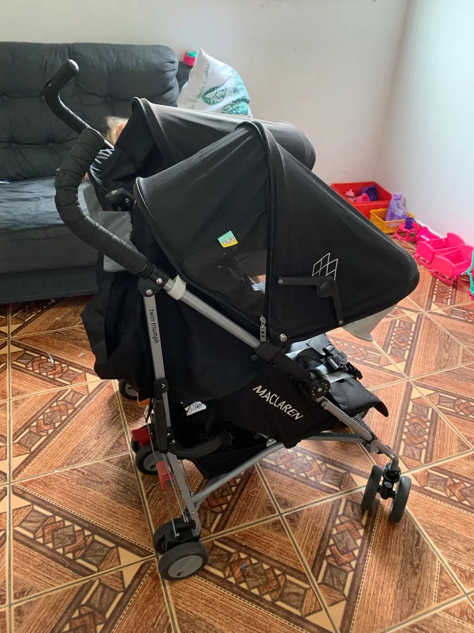 Carrinho de bebê de gêmeos Maclaren - Foto 4