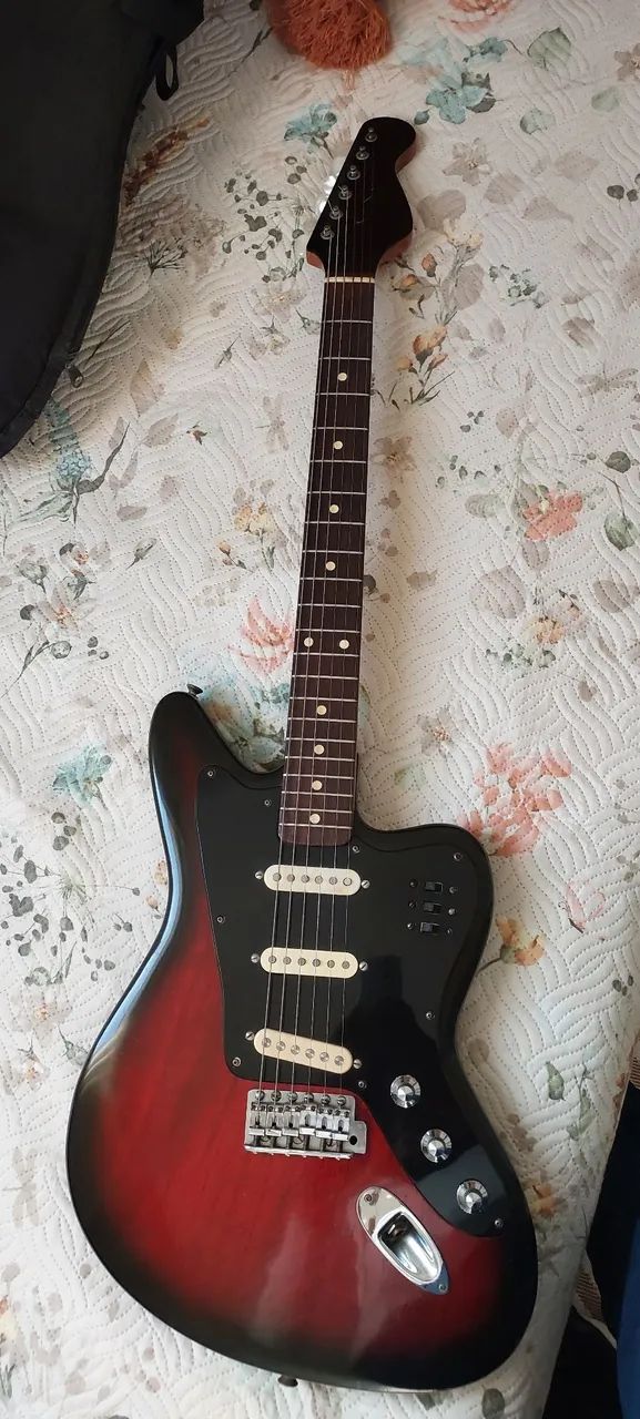 Guitarra Giannini Supersonic