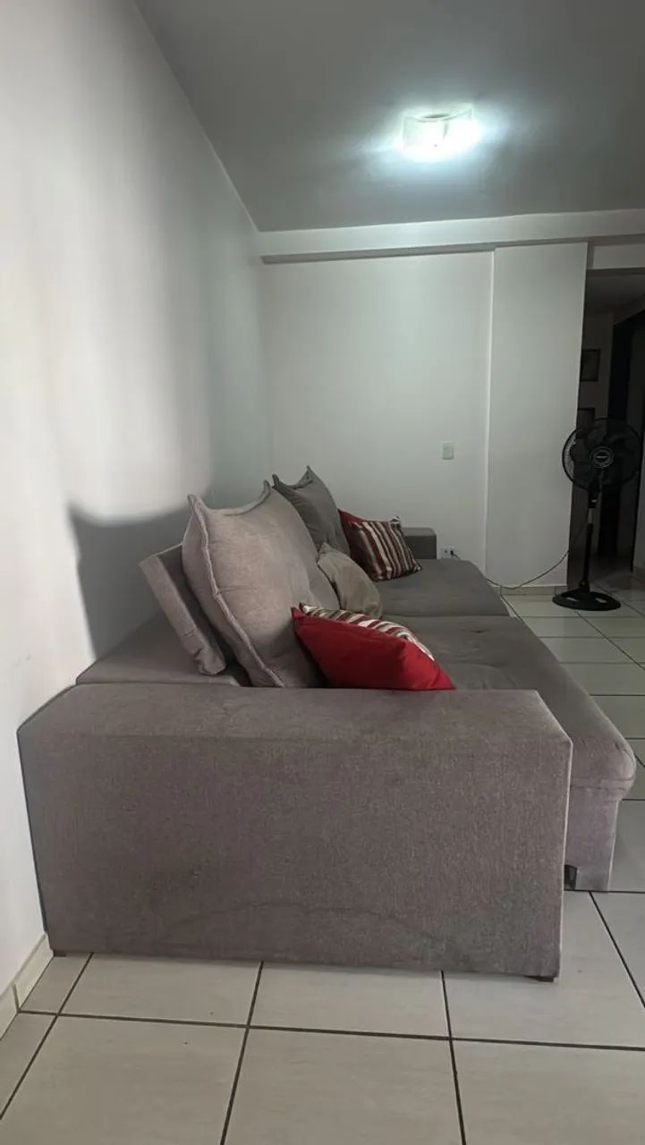 Vendo sofá 2,90mts na cor cinza.  - Foto 4