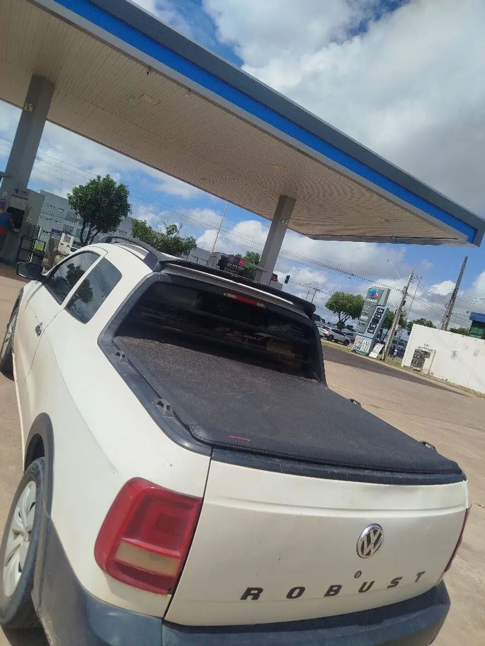Volkswagen Saveiro Robust 1.6 Total Flex 8V CD 2018 - Foto 2