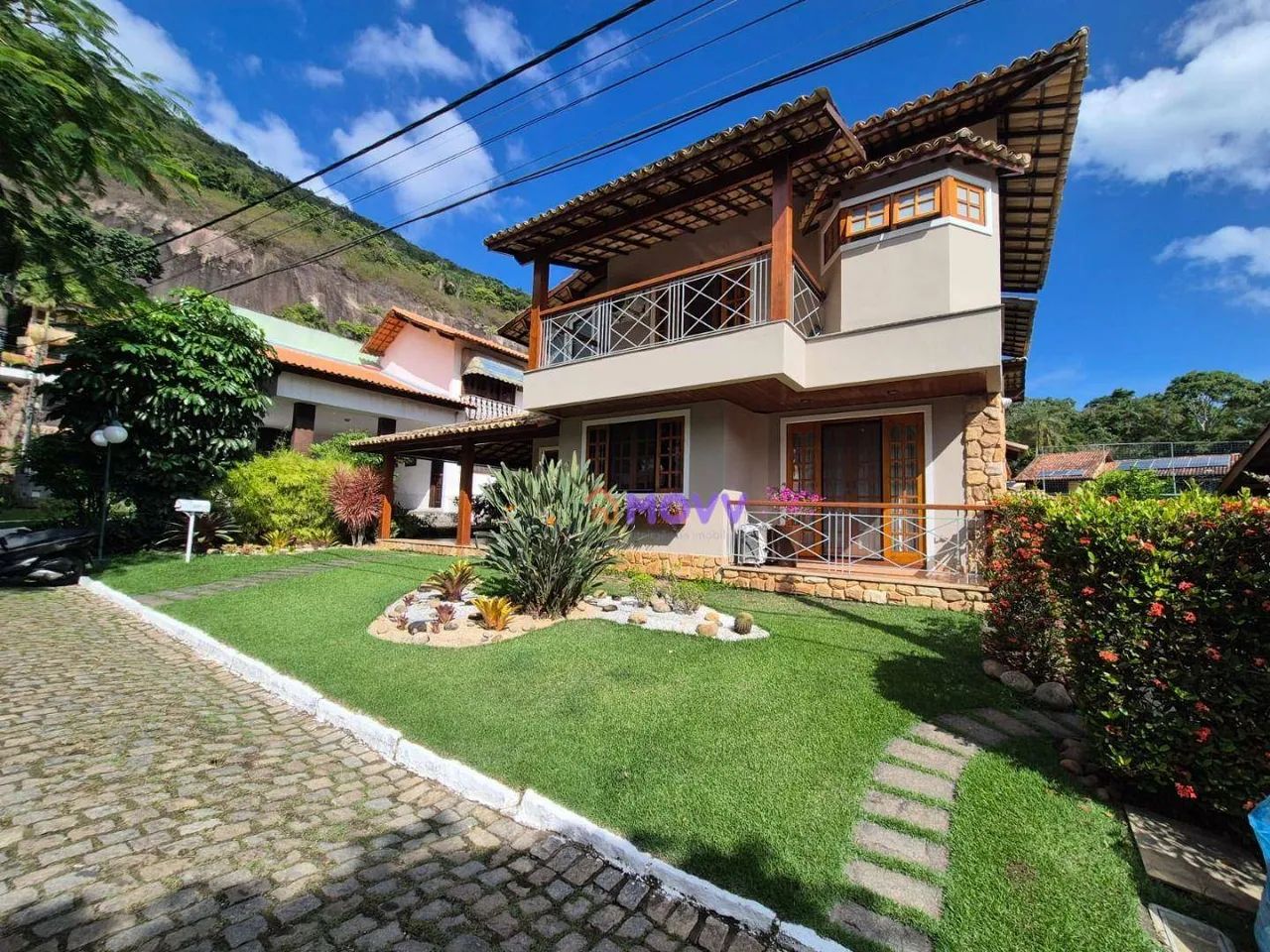 Casa com 4 dormitórios à venda, 340 m² por R$ 2.500.000,00 - Itacoatiara - Niterói/RJ
