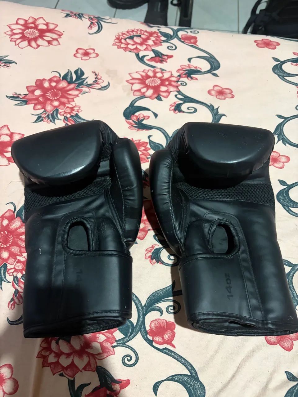 Luva de boxe e muay thai 14z preta volo - Foto 3