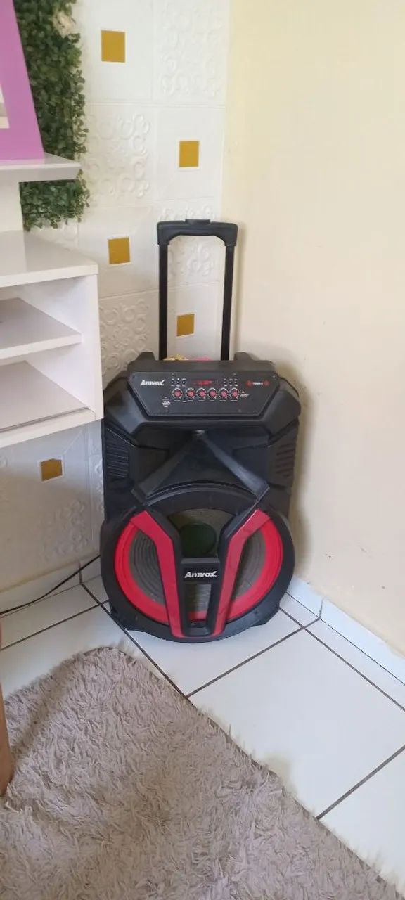 Vendo caixa de som potente de 780W, com som alto e grave forte - Foto 2