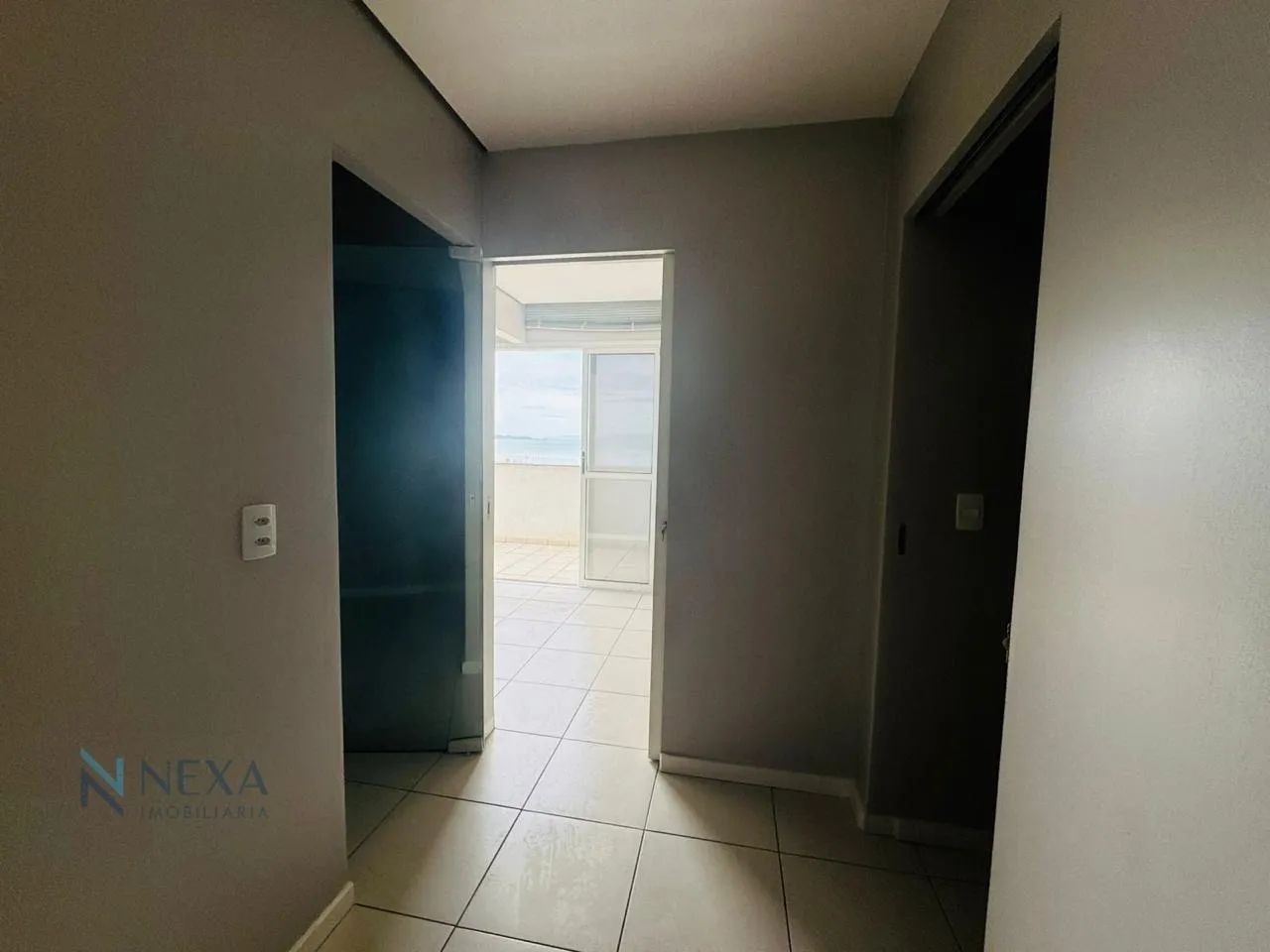 Sala Comercial à Venda no Centro de Florianópolis - 56m² - Foto 3