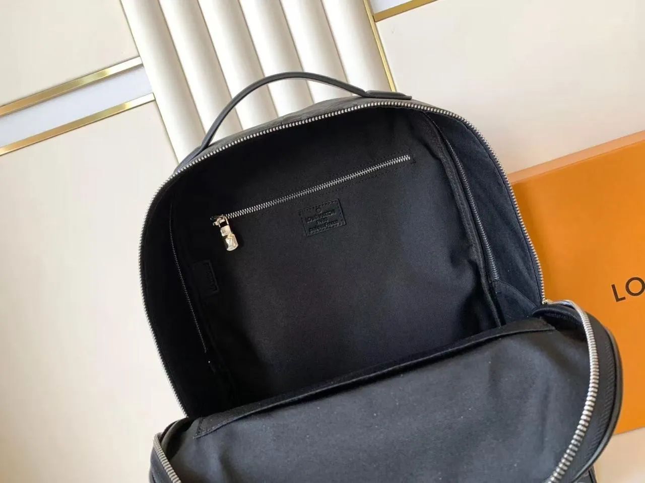 Mochila Louis Vuitton Discovery Backpack Monogram  - Foto 4