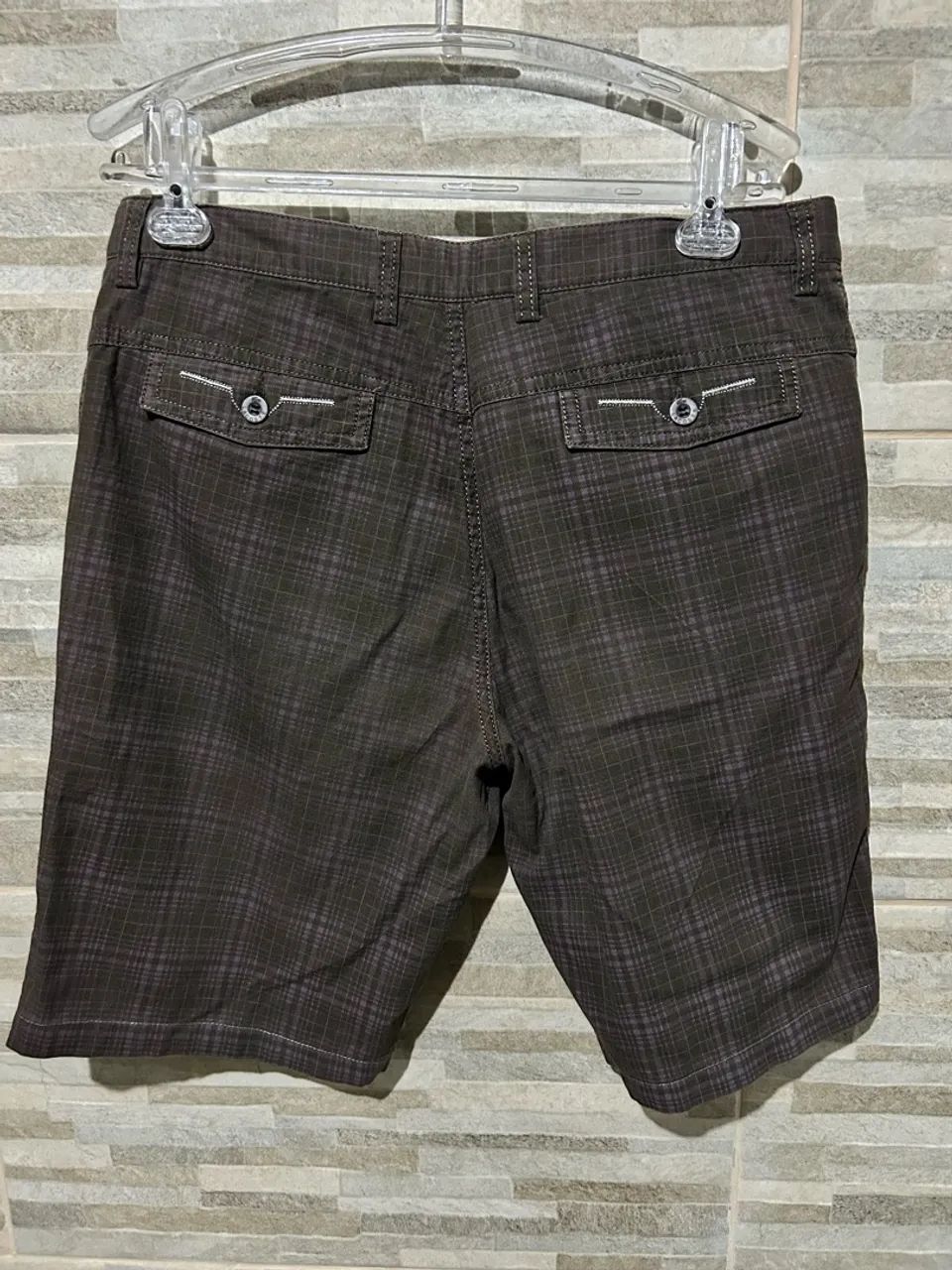 Bermuda xadrez marrom Lacoste 46 - Foto 4