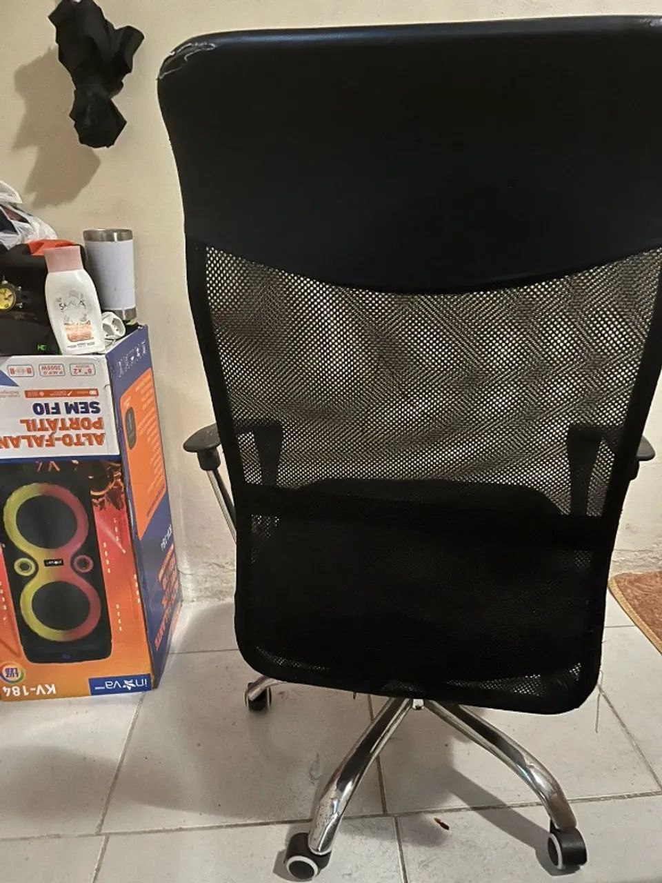 Cadeira para escritório em bom estado leia o anuncio - Foto 3