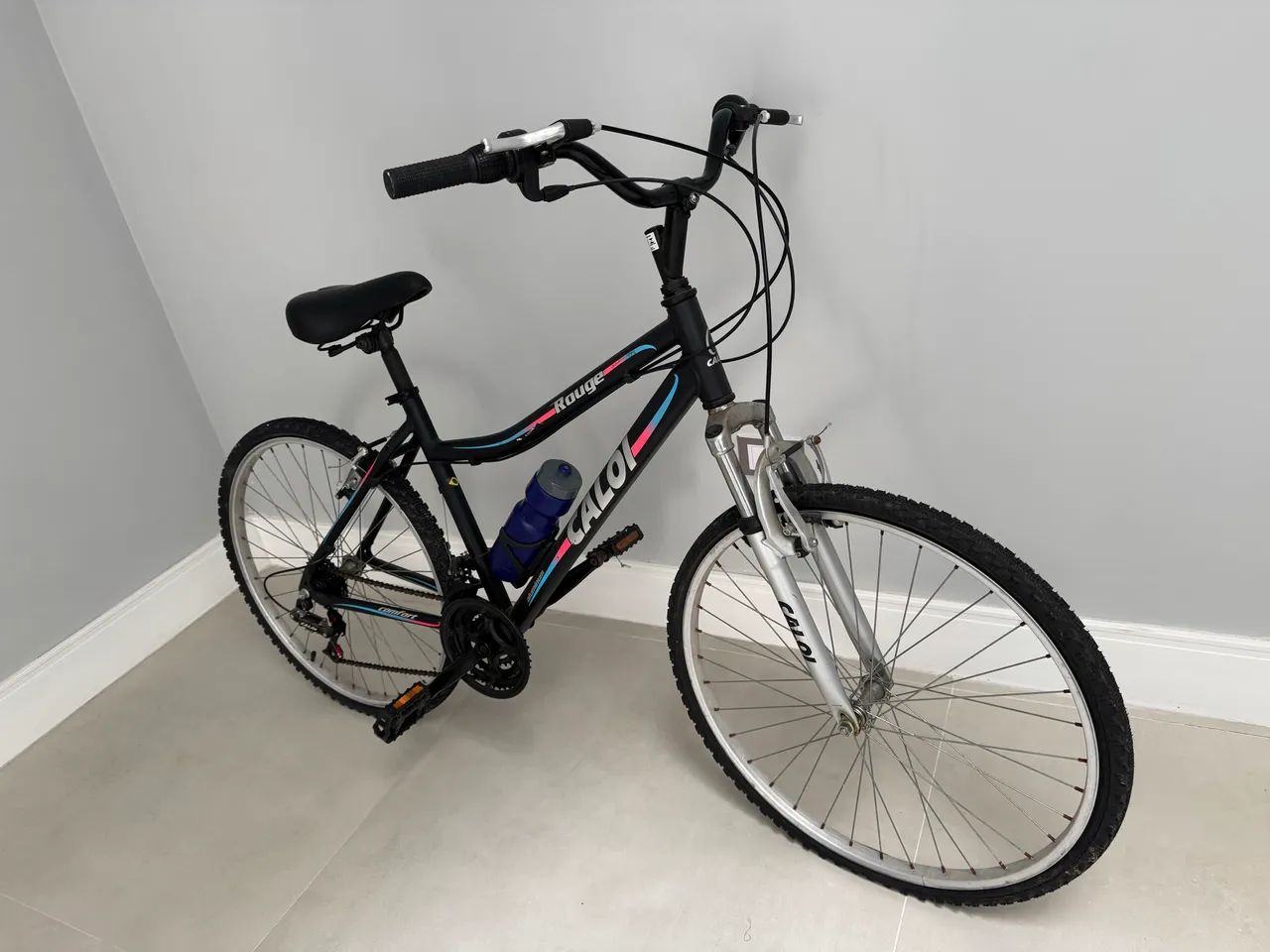 Bicicleta Caloi  Rouge Aro 26 . Usada uma única vez . 
