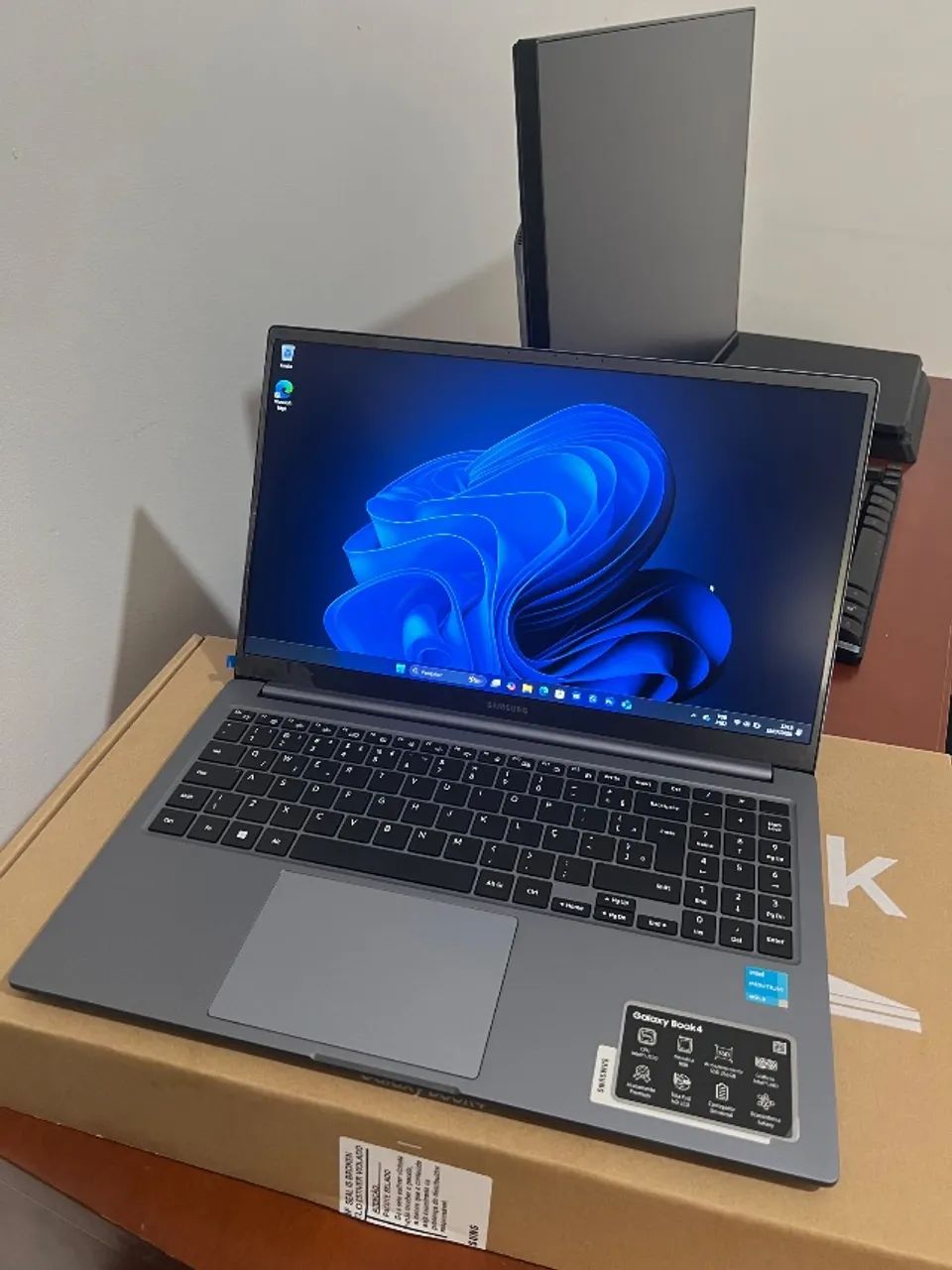 Notebook Galaxy Book 4 MUITO NOVO!!