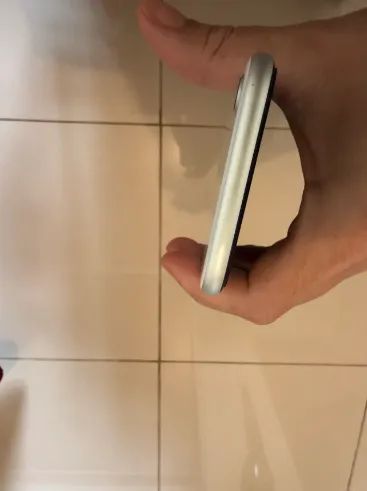 IPHONE SE 64GB - IMPECÁVEL - Foto 3