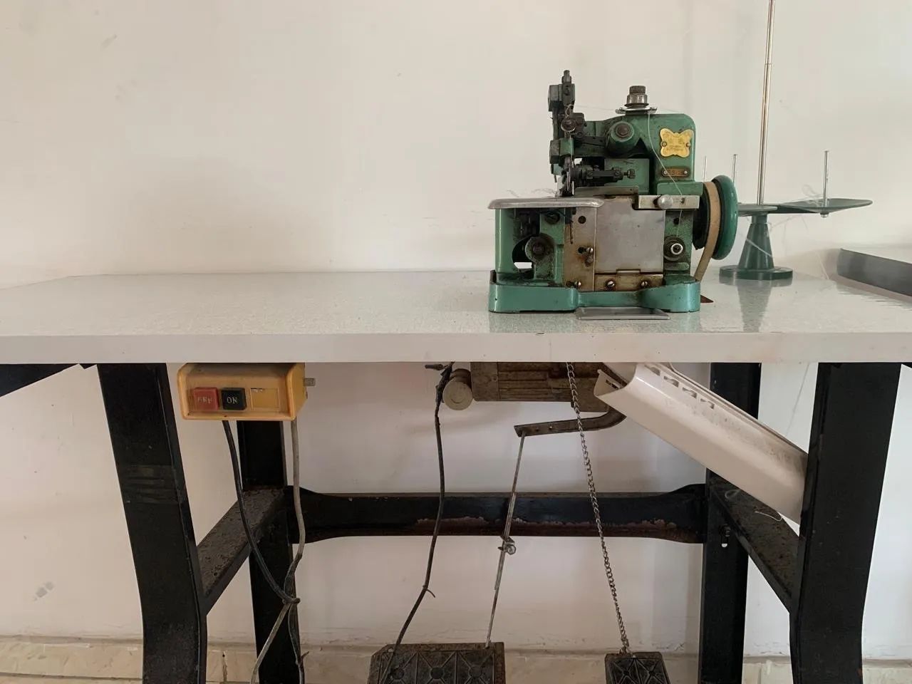 Máquina de costura profissional  - Foto 4
