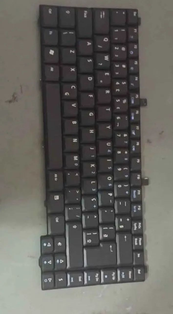 ? TECLADO PARA NOTEBOOK - SEMINOVO - Foto 2