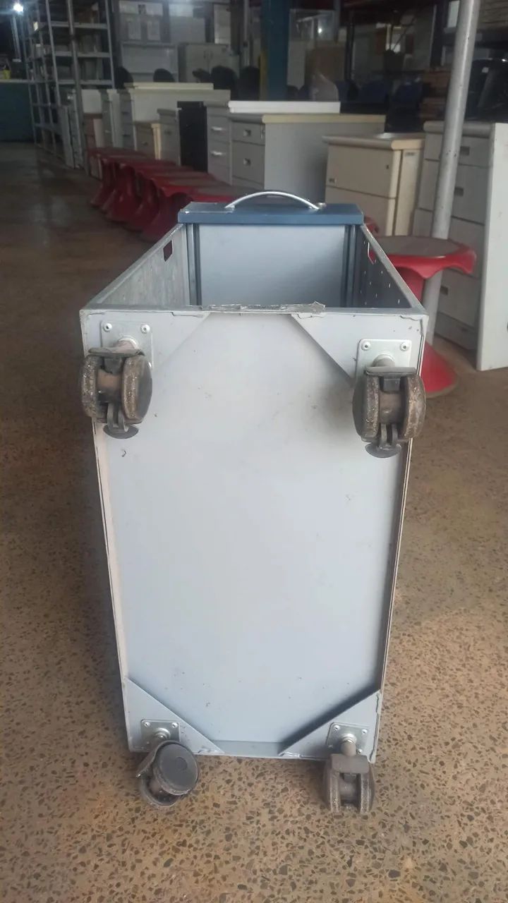 Gaveteiro de aço com Suporte para CPU - Foto 4