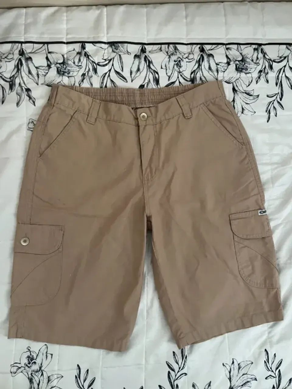 Vendo bermuda tamanho GG