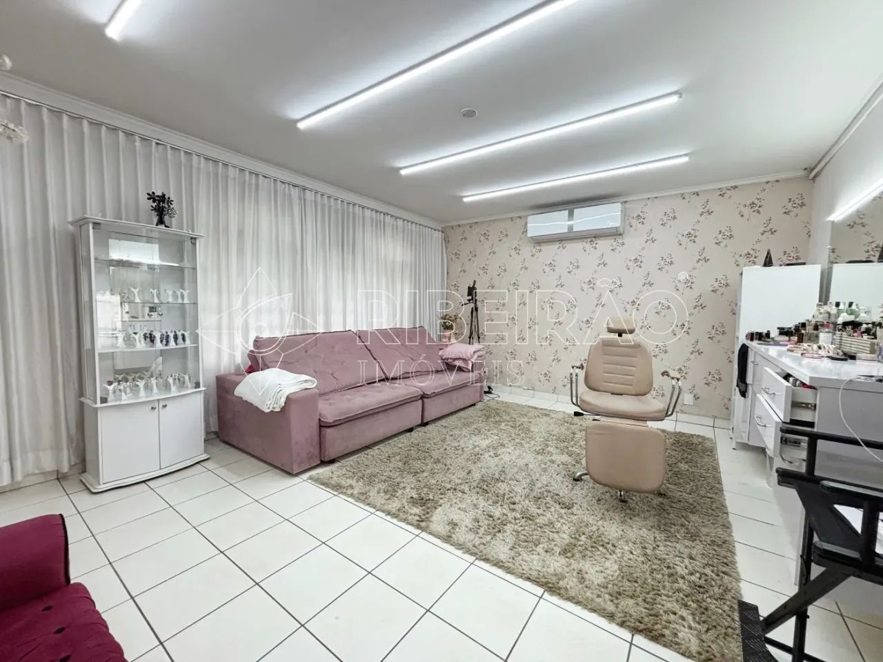 Casa comercial com 06 salas e piscina para locação no bairro Jardim América - Foto 13