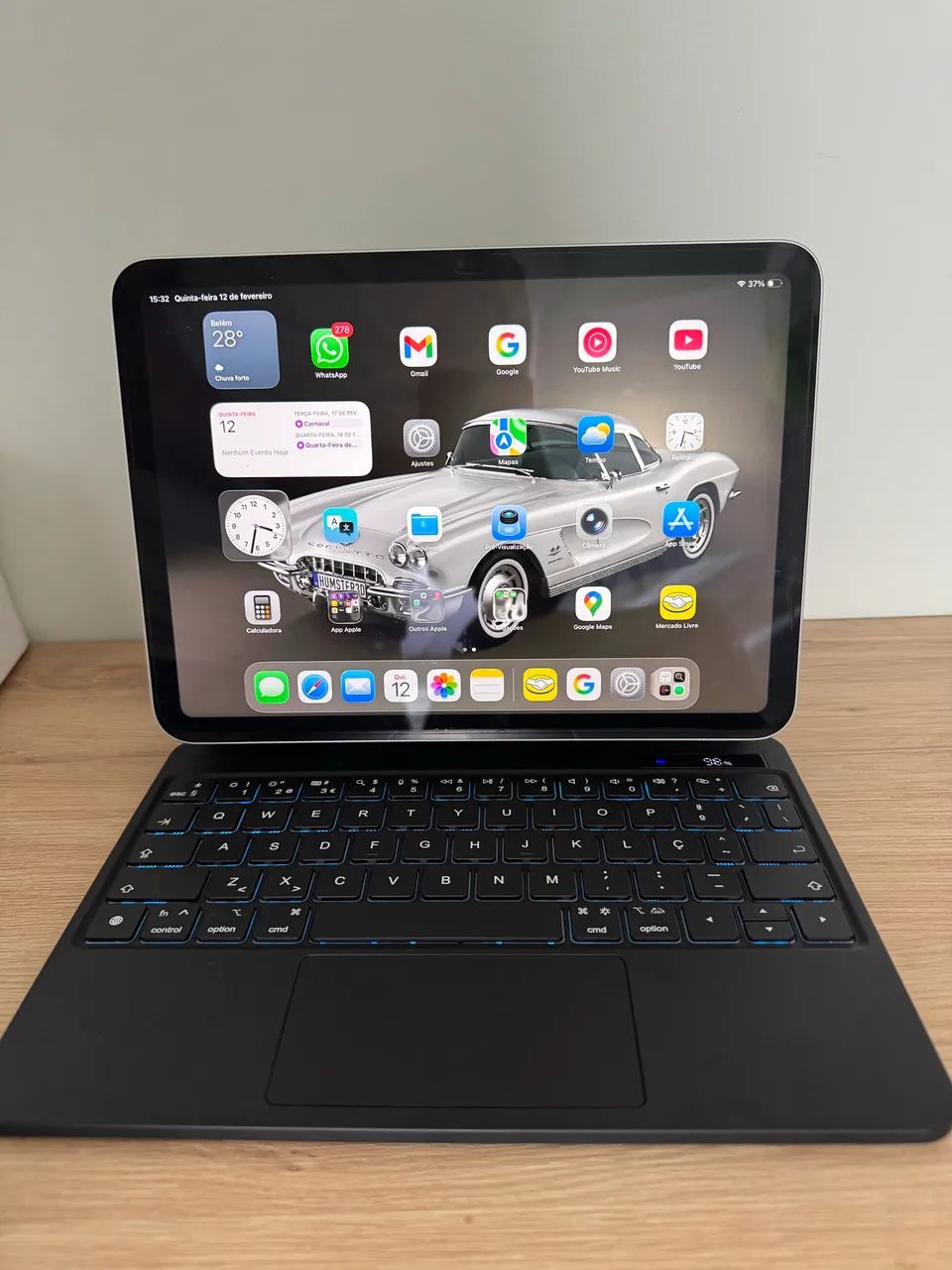 iPad 10 64Gb com Teclado 
