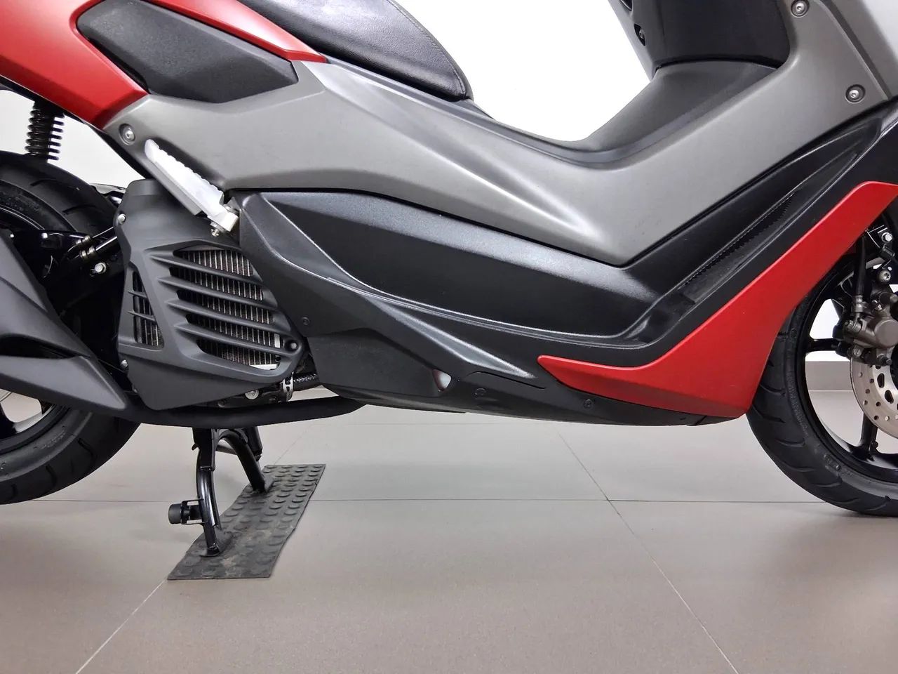 YAMAHA NMAX 160 ABS - Foto 3