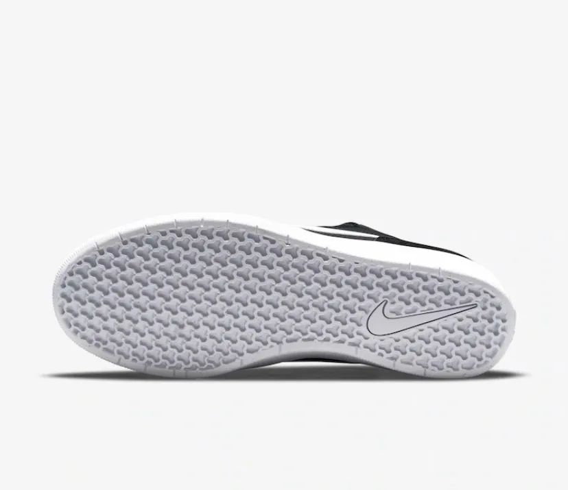 Tênis Nike na caixa