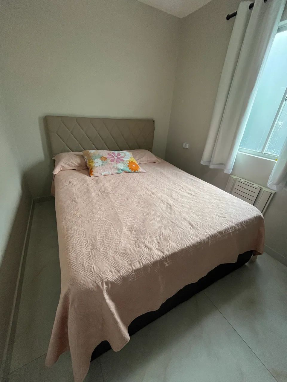 Cama box baú queen