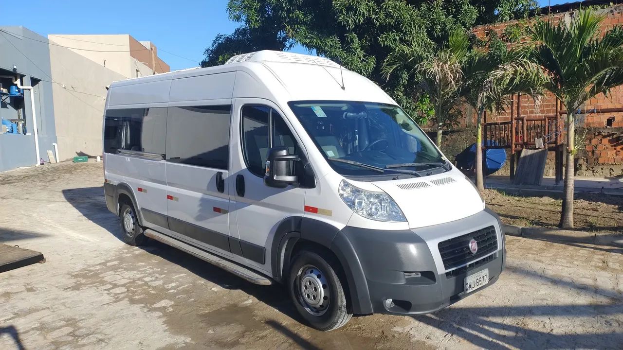 Fiat Ducato Multi 2.3 16V Diesel 2018 - Foto 2