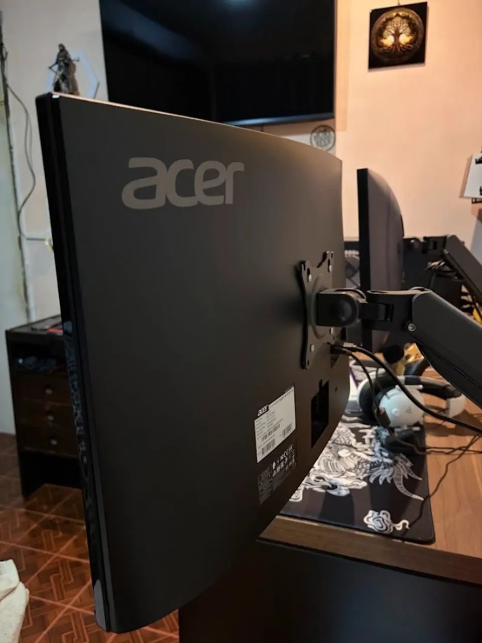 Monitor Acer Curvo 165hz 1ms - Foto 3