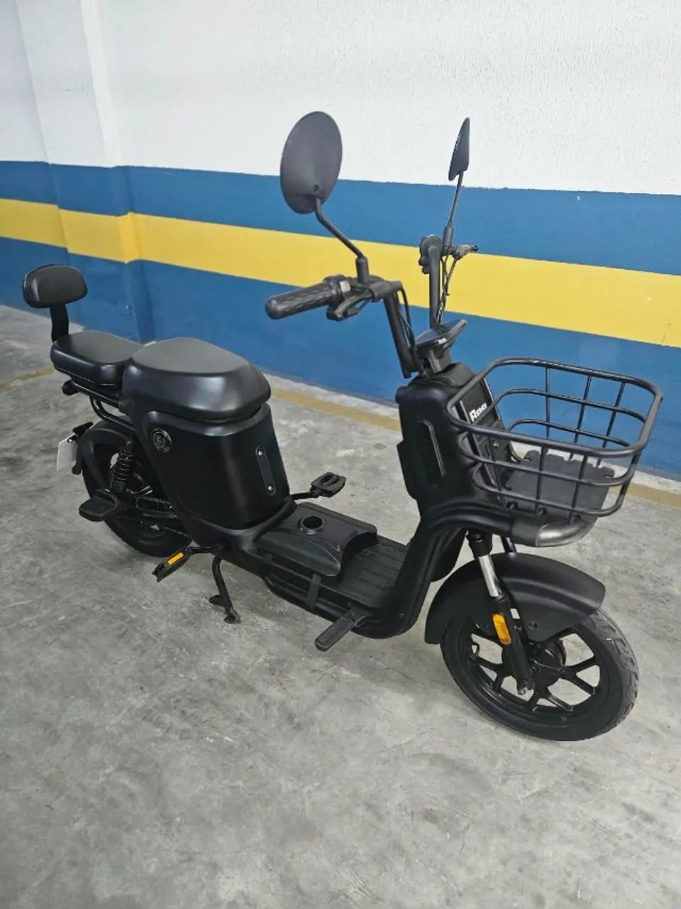 Autopropelido Bee S1 preta - Foto 2