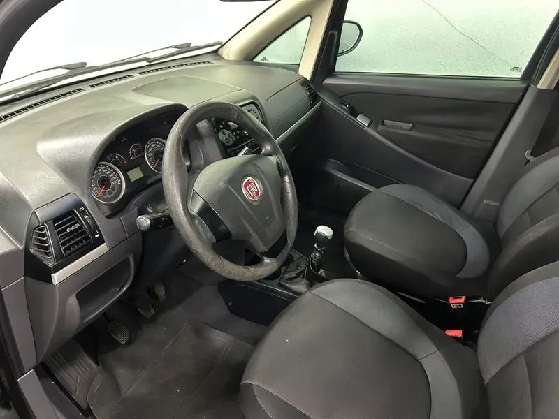 Fiat Idea Attractive 1.4 Fire Flex 8V 5P 2013 - Foto 3